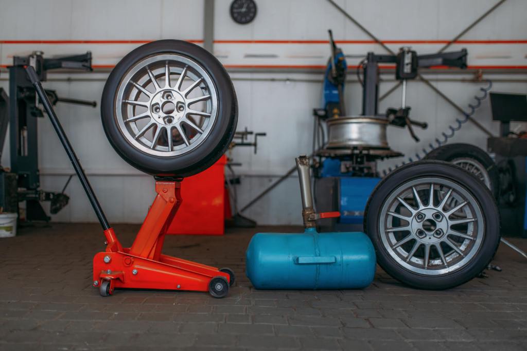 tyre fitting machines